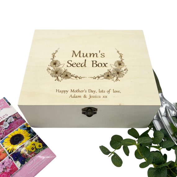 Personalised Art Box With Engraved Message, Gift Idea for Art Lovers,  Artists for Storing Paintbrushes or Pencils. 2 Sizes 