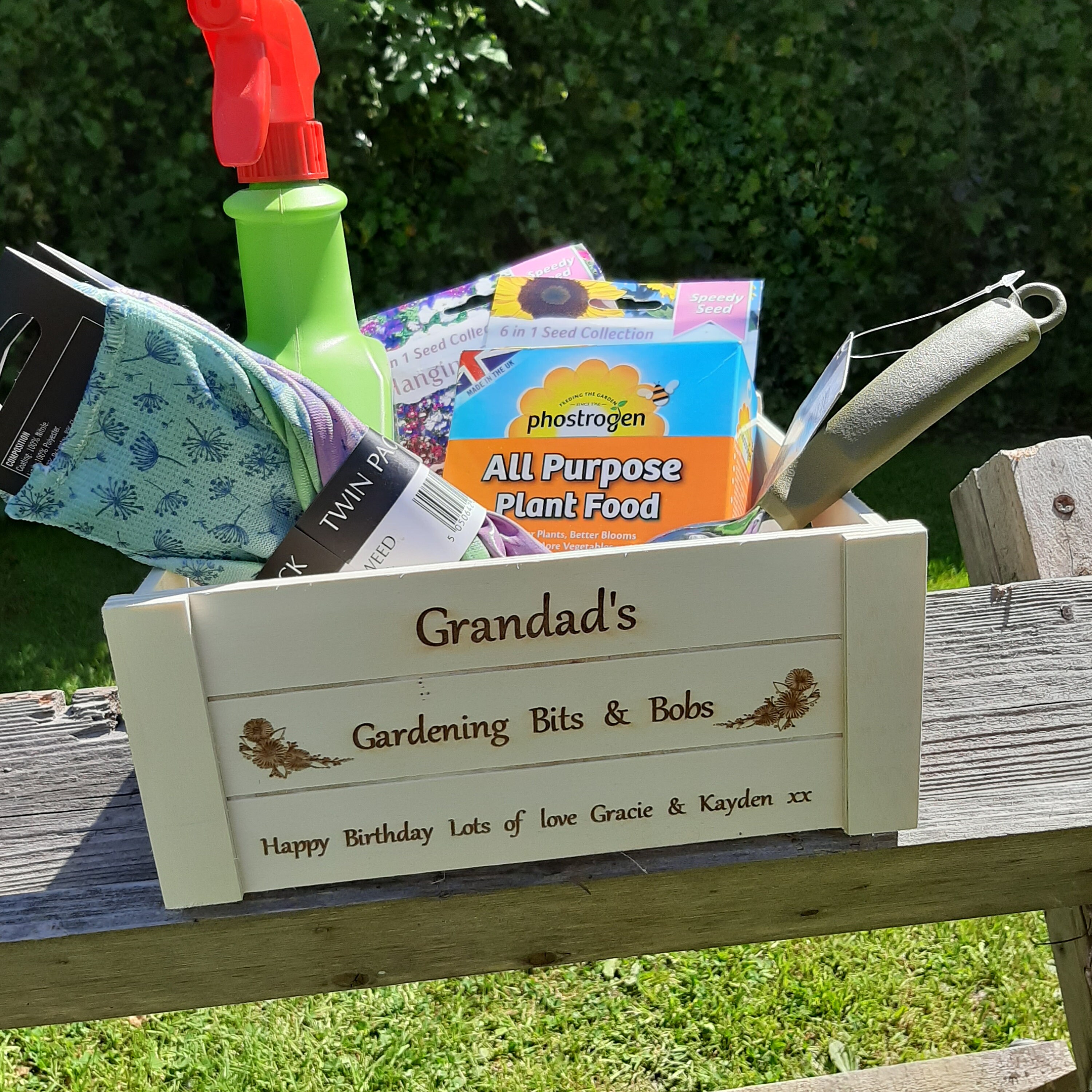 Gift for gardeners, personalised gardening crate engraved with your o…