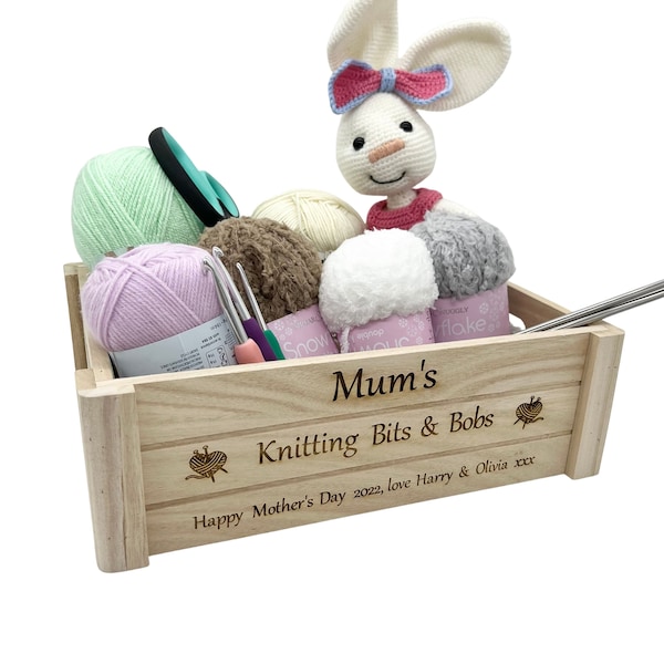 Personalised Knitting box with engraved message, wooden crate for knitting supplies and tools. Ideal gift for mum, grandma