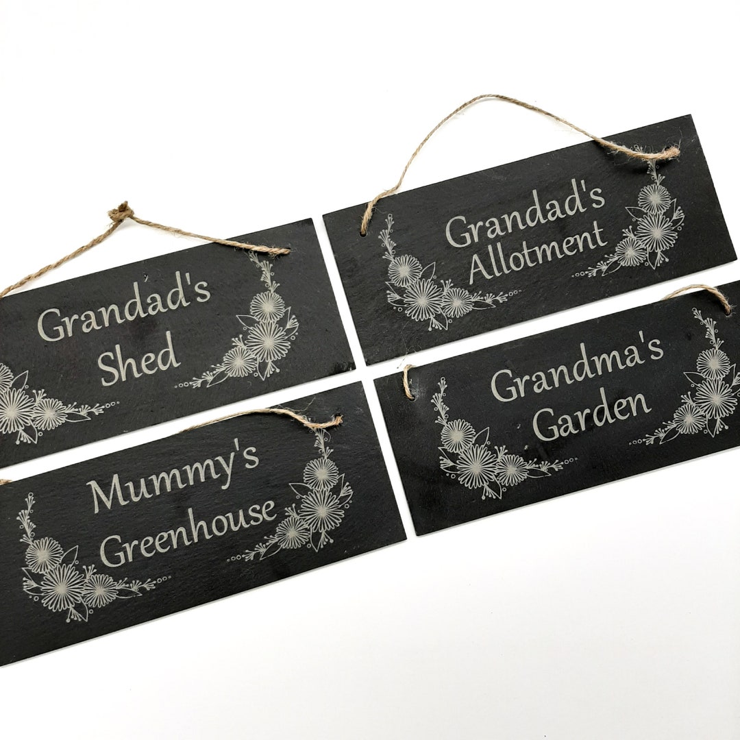 Personalised Gardening Bee Feeding Sign The Pollinators Allotment Vegetable Patch Greenhouse Garden Custom Wall Decor Metal Plaque