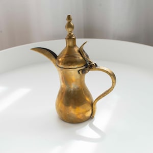Vintage Brass Bedouin Dallah Coffee Pot: Antique Islamic Pitcher, 1920s