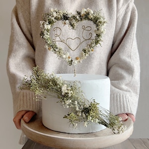 Personalised Dried flower Heart Cake topper in White and Green