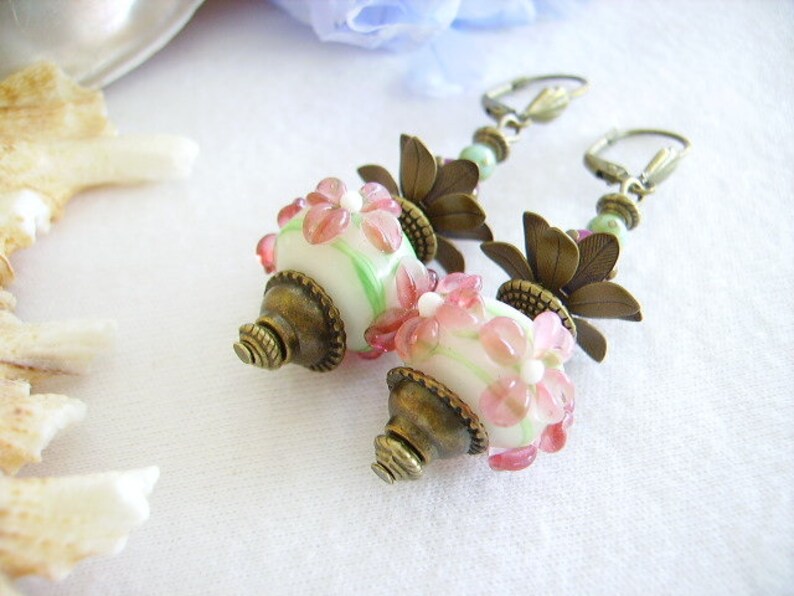 Plum glass Earrings creation lampwork Tibetan Cup Stud Earrings green round women/'s fashion jewelry brass White Pearl bead