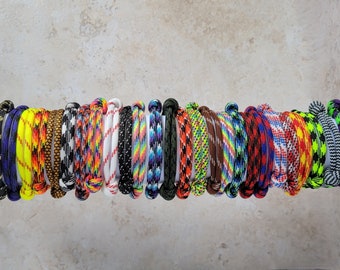 Colorful Paracord Bracelet - Adjustable Surfer Bracelet - Fun Bracelets for Men Women Boys Girls - Teen Gift