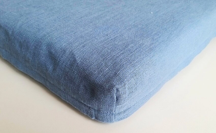 DENSE Linen cushion cover with zipper. Strong natural linen cushion case. Zippered dense linen chair pad cover.