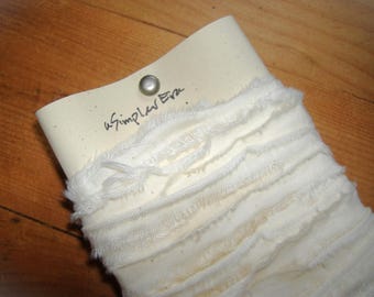 10 yards Hand Torn Shabby Ribbon • vintage narrow cream tone
