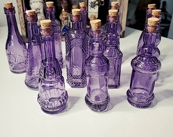 Oggi 8100.8 Borosilicate Glass ZUM Bottle Purple Purple Oggi 8100.8 Borosilicate Glass ZUM Bottle Purple Purple