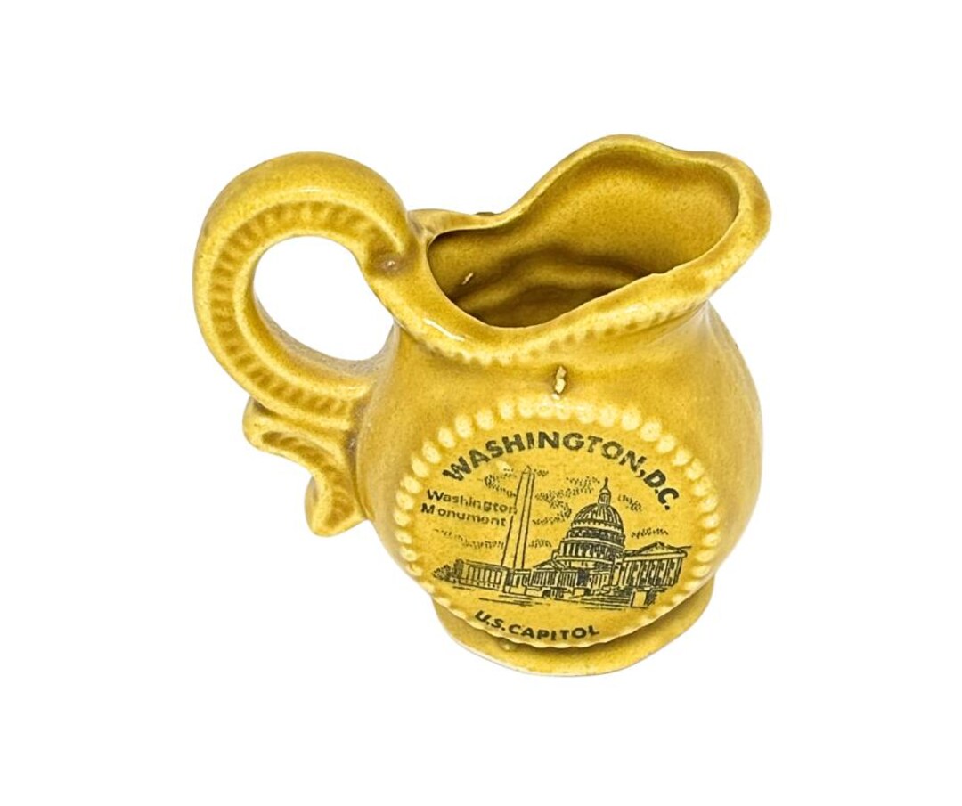 ワシントンD.C.小さな置物 Vintage Ceramic Miniature Washington D.C. Souvenir Pitcher