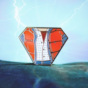 BACK TO THE FUTURE MCFLY ART IN REVOLUTION BADGE PIN BTTF - Foto 8