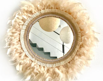 Miroir plumes brilli brilli beige, Miroir Brilli brilli avec plumes, Miroir mural avec plumes, Décoration Boho - JUJU MIRROR Brilli Brilli