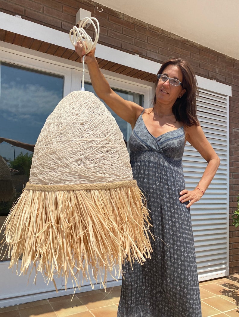 Natürliche Raffia Pendelleuchte, Dekorative Naturfaserlampe, Dekorative Beleuchtung, Boho Deckenlampe - HALF LARGE RAFFIA Bild 6