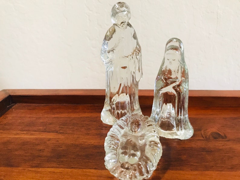 Glass Nativity Set Glass Figures Holy Family Manger Scene Etsy