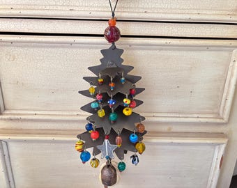 Christmas Tree Metal Wall Hanging – 14" Handcrafted X-Mas Decor with Colorful Glass Beads
