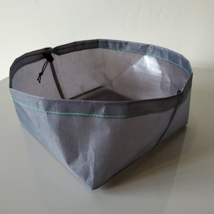 Lightweight Dog Bowl - Gray Dyneema