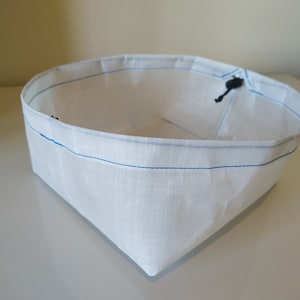 Lightweight Dog Bowl - White Dyneema