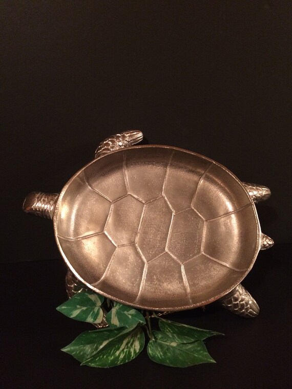 tommy bahama tray