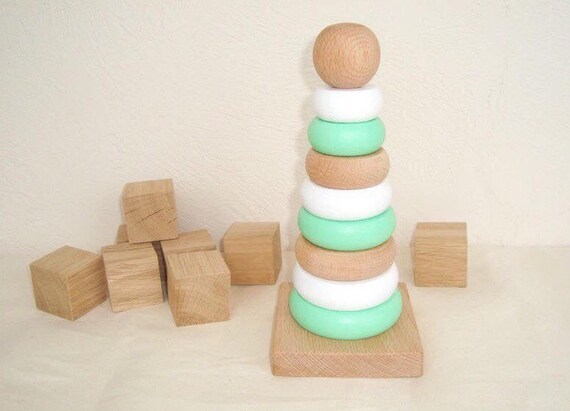 Pyramide De Bois Personnalisee Pyramide En Bois Pyramide Etsy