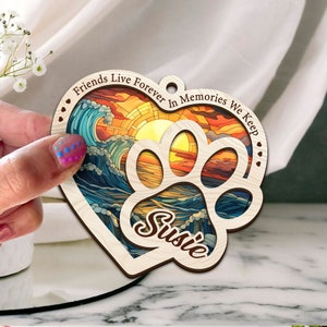 Friends Live Forever In Memories We Keep, Custom Dog Suncatcher, Loss of Pet Dog Ornament, Dog Suncatcher Window, Dog Memorial Gift zdjęcie 7