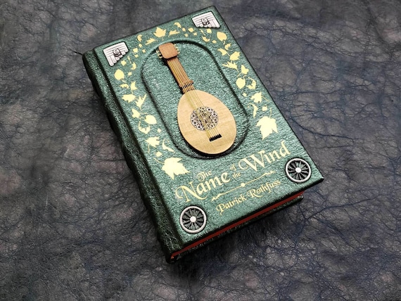 The Name of the Wind – Leatherbound Patrick Rothfuss 10th