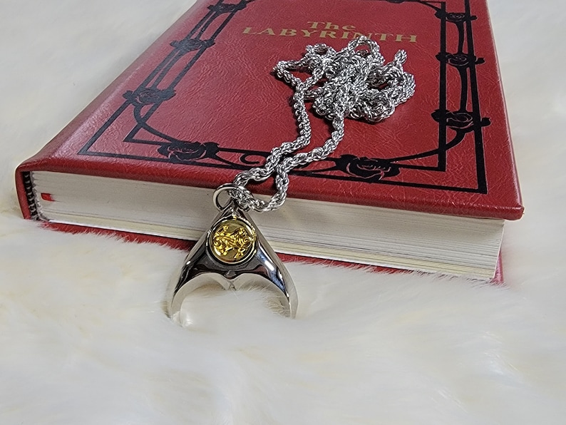 Replika av Goblin King Jareth Labyrinthänge - Halsband buret av David Bowie bild 5