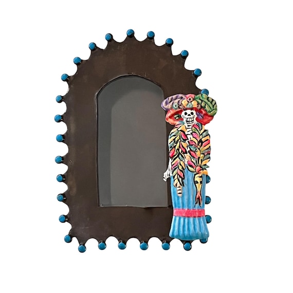 Mexican Tin NICHO with Day of the Dead Catrina Magnet, Shadowbox Frame