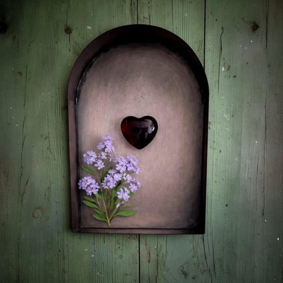 Mexican Tin NICHO with Glass Heart Magnet, Stand or Hang, Arched Altar Niche  5"