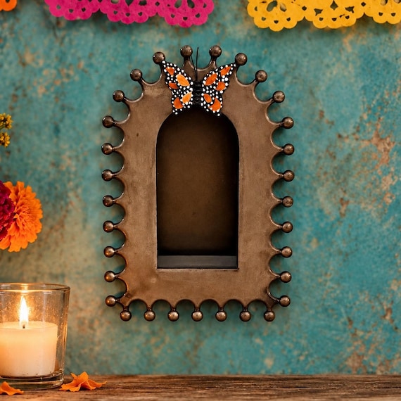 Mexican Tin NICHO with Monarch BUTTERFLY magnet,  8"H Shadowbox Display Niche, Altar/Ofrenda Frame