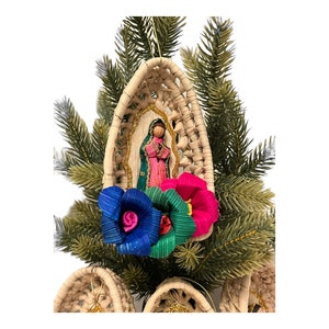 SET Virgin GUADALUPE ORNAMENTS Mexican Christmas Decorations, Large Virgencita Corn Husk Ornaments