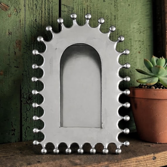 Mexican Tin NICHO Shadowbox Frame Display Niche, Altar Decor 8"H