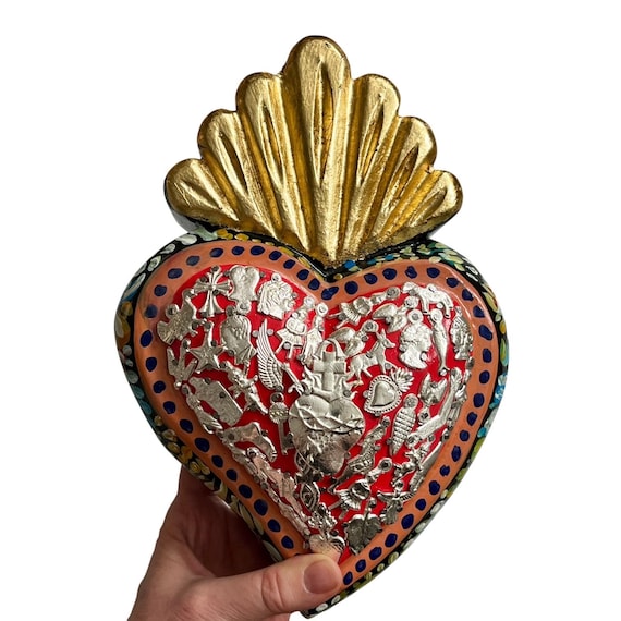 Milagros SACRED HEART, LARGE Heart with Charms, Mexican ExVotos Painted Corazon