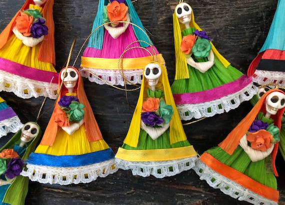 Day of the Dead CATRINA Ornaments/Magnets, Set (4) CORN HUSK Mexican Christmas Decorations Party Favors