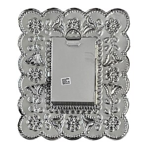 Mexican Tin NICHO, Shadowbox Frame, Altar Display, Remembrance Frame Silver bild 6