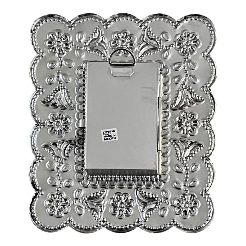 Mexican Tin NICHO, Shadowbox Frame, Altar Display, Remembrance Frame Silver bild 6