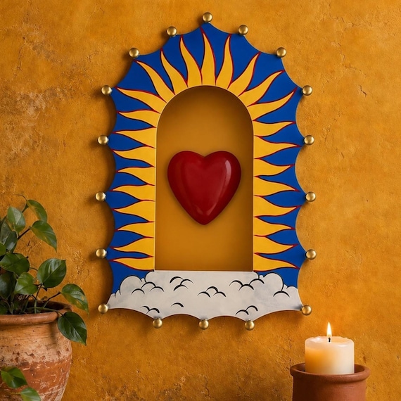 Tin NICHO Hand Painted Shadowbox Display Frame LG 11” With Red Heart Magnet