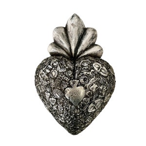 MILAGROS HEART, Mexican Corazon, ExVotos Sacred Heart 11”