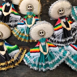 Set (4) CORN HUSK Day of the Dead CATRINA Charra Ornaments/Magnets, Mexican Christmas Decorations Party Favors