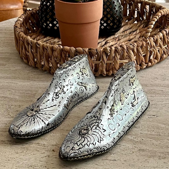 Embossed Tin Shoe Mold PAIR: Wood Forms with Milagros Charms
