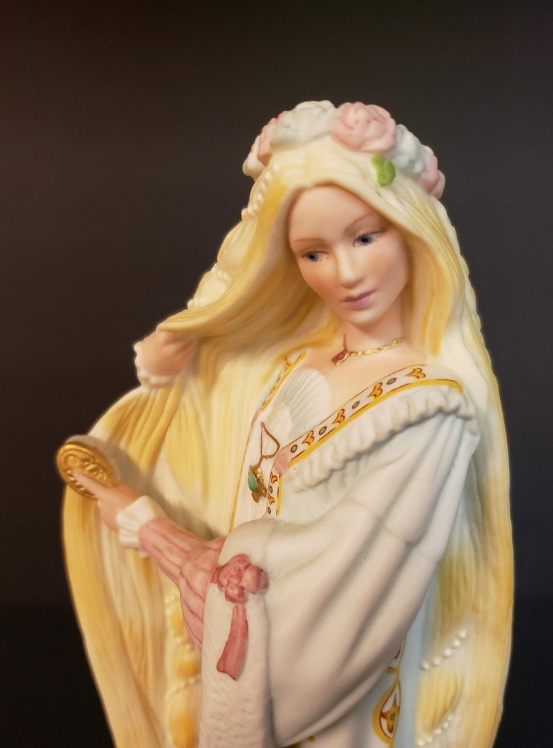 1985 Fairy Tale Mint! Legendary Princess Collection Home Decor Lenox PRINCESS RAPUNZEL FANTASTIC Hand-Painted Bisque Porcelain