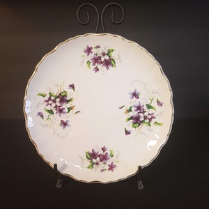 Vintage Violets Salad Plate, 8.75&quot; Hand-Painted Plate, Purple & White Violets, Scalloped Edge Serving Dish, Wall Home Decor, Dresser Dish