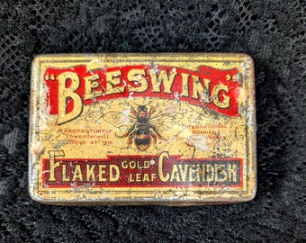 Lata antigua de tabaco Cavendish con pan de oro escamado BEESWING, caja metálica vacía, tono dorado, 4,75 x 3,25, Liverpool, Inglaterra, Adv Graphics
