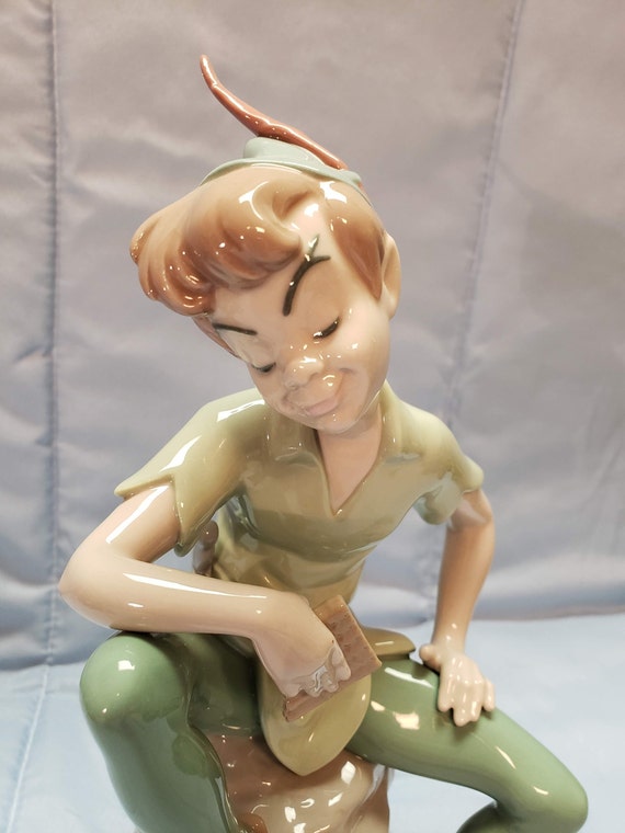 Disney Lladro PETER PAN No. 7529 Glossy Porcelain Made in - Etsy 値下げ可能 リアドロ ピーターパン 置物