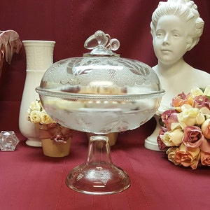 1800s EAPG &quot;Stippled Grape & Festoon&quot; Lidded Compote / Comport, Acorn Finial, Doyle and Co., &quot;Doyle #28&quot; Buffet Centerpiece Dining, Prop