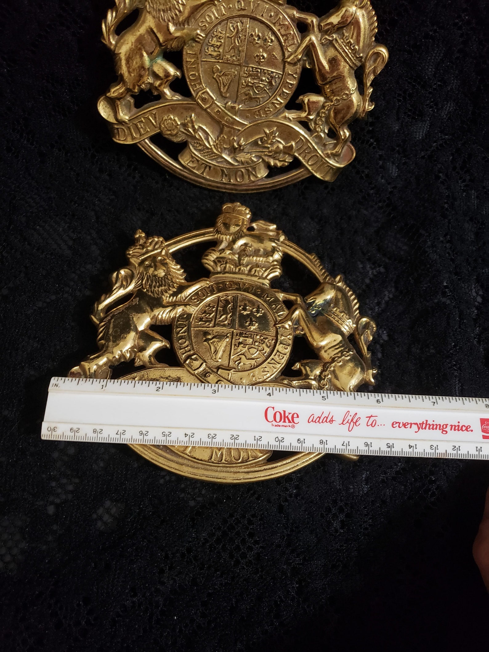 1953 Kings Arms BRASS Trivets UK Coat of Arms VA Etsy