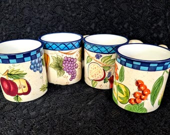 Juego de 4 tazas GRANDES, cada una con un patrón de fruta diferente, CBK Ltd., tazas de café o té de 12 onzas