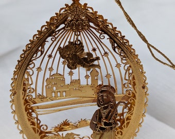 Vintage DANBURY Mint, 23K Gold BETHELEM SHEPHARD, Ornament, 3-Dimensional Church, Dated 2005, Christmas Gift, Perfect Condition