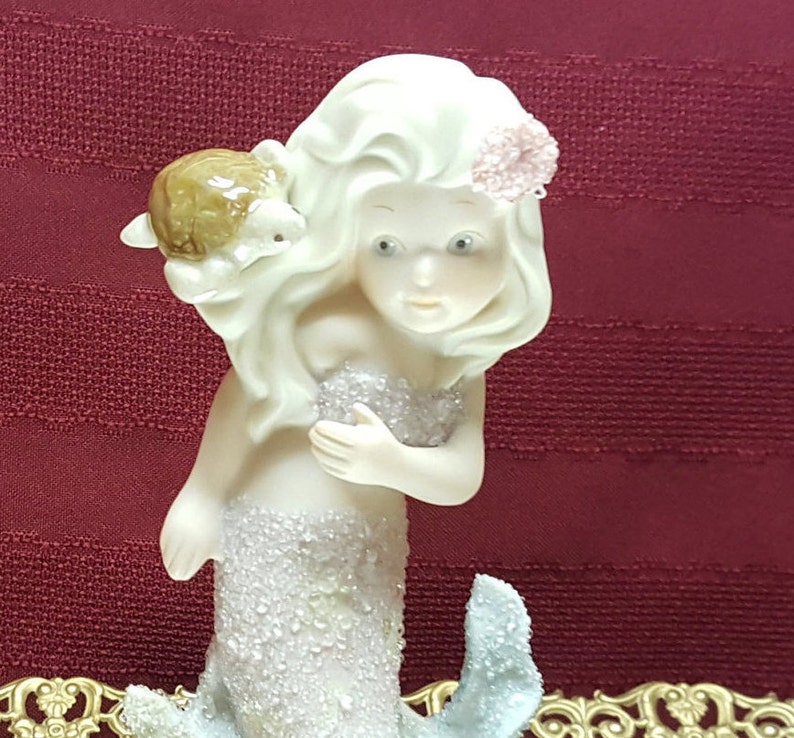 Shimmering Carmen Miranda Fruit Hat for Adults