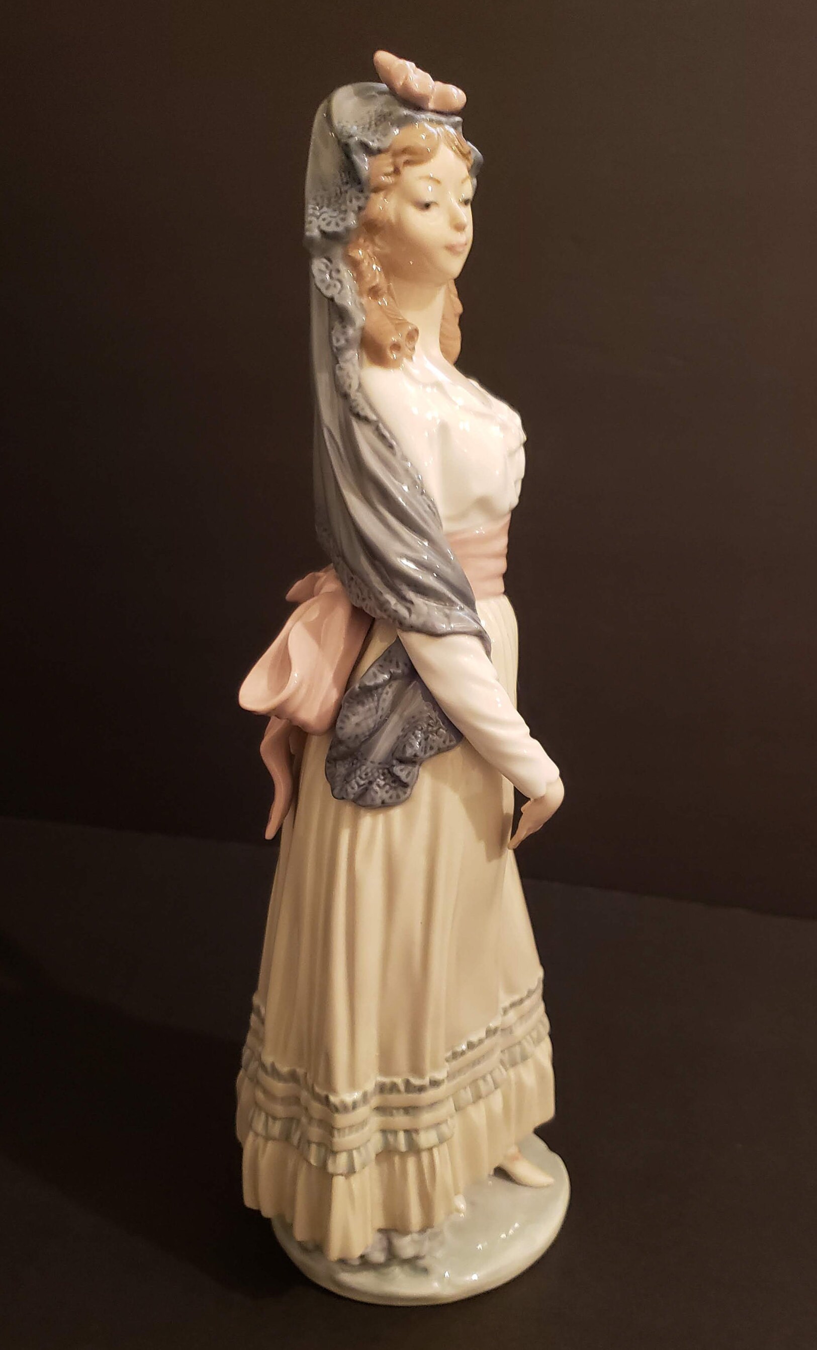 LLADRO リヤドロ ゴヤの婦人 Goya Lady No.5125 Dama Goyesca スペイン