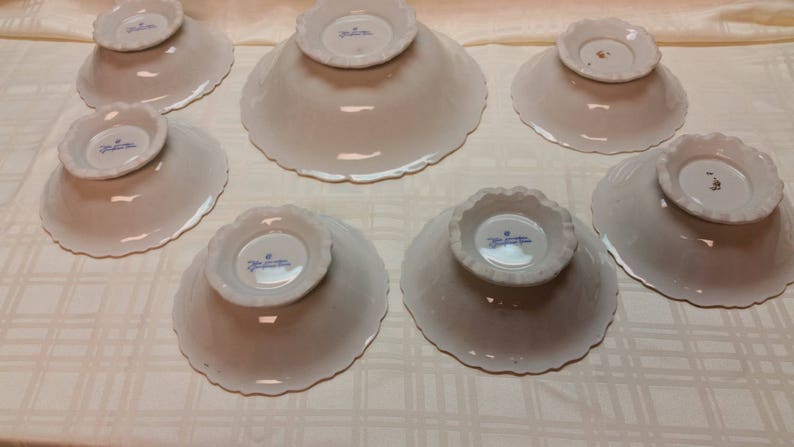 TV Movie Prop Set of 7 Bowls Goodfriend Porcelain Spain Porcelain Floral White Yellow 24K Gold, Serving Dining Decor Soup Salad Dessert
