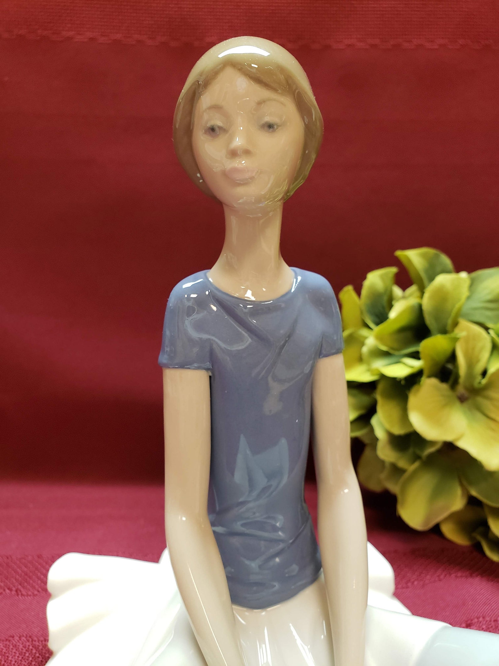 lladro retired beth, no. 5222, ballet girl, ballerina, 1978-1993, glossy porcelain, made in spain, purple ballet shoes, original lladro retired beth, no. 5222, ballet girl, ballerina, 1978-1993, glossy porcelain, made in spain, purple ballet shoes, original