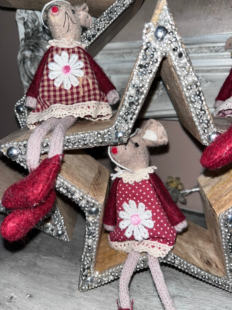 Christmas hanging felt mice with legs image 3